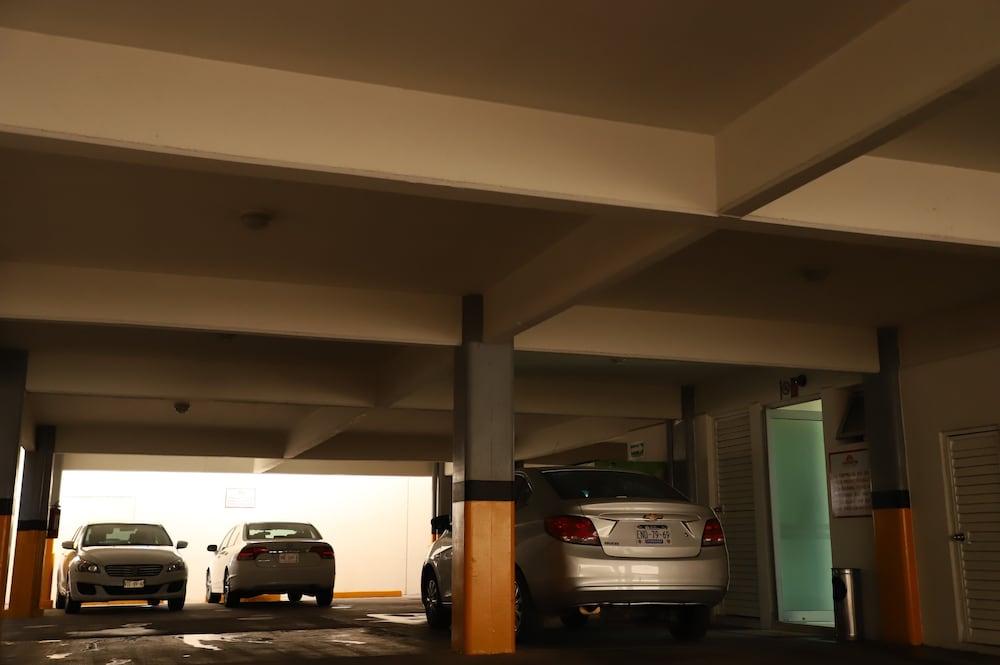 Homesuites Zaragoza Culiacán エクステリア 写真
