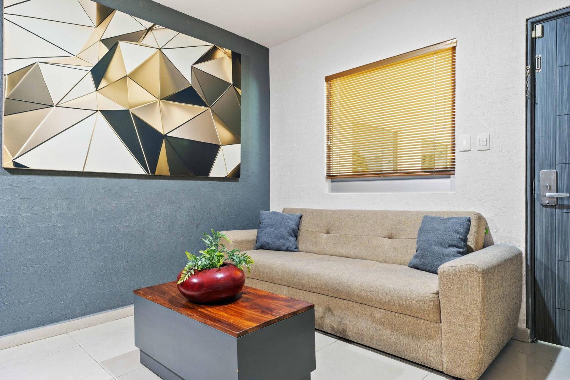 Homesuites Zaragoza Culiacán エクステリア 写真