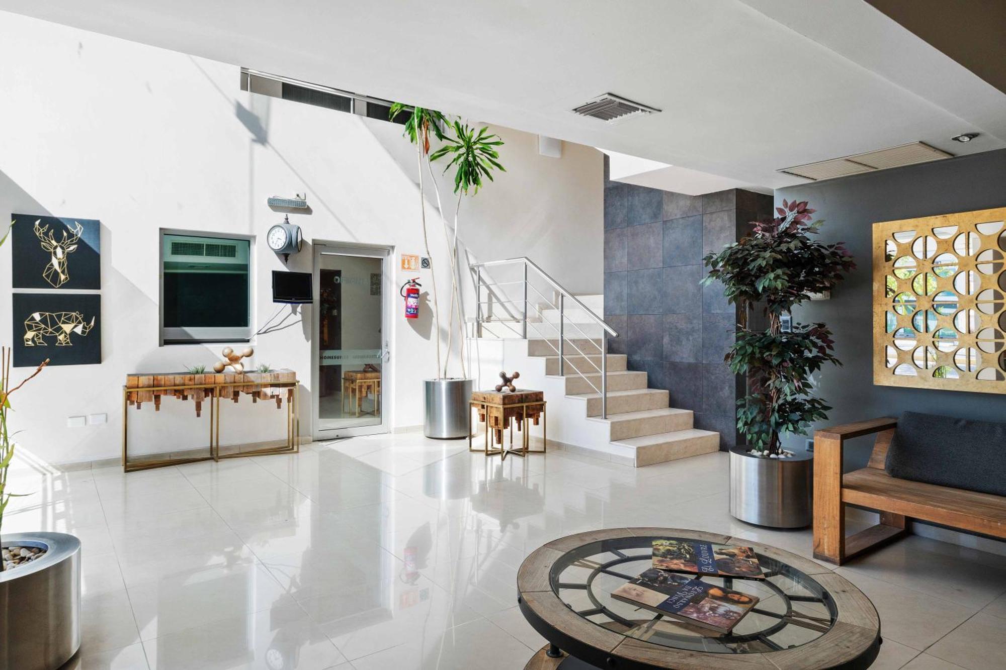 Homesuites Zaragoza Culiacán エクステリア 写真